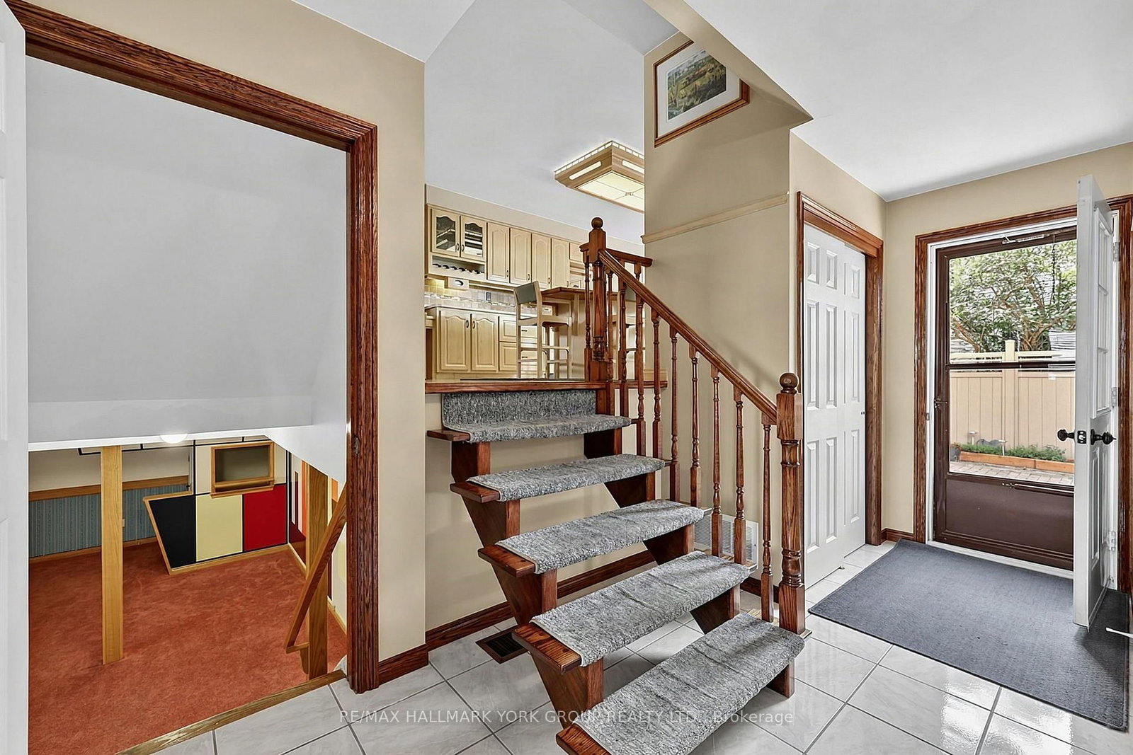 80 Fairway Drive • Aurora, ON photo 15