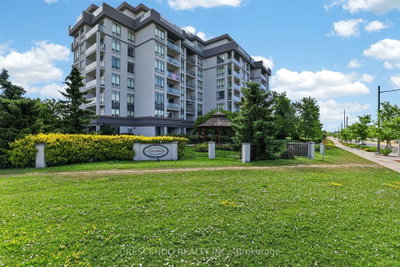 Condo for sale at 306-11121 Yonge Street, Richmond Hill, Ontario, L4C 0S7 - Devonsleigh - MLS: N13724872