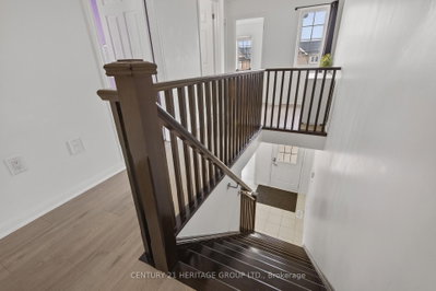 17 Gordon Drive • New Tecumseth, ON photo 7