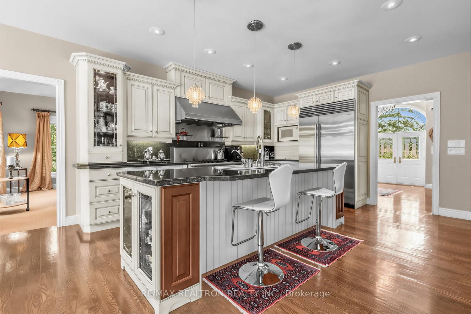 7 Gilbert Drive • Aurora, ON photo 13