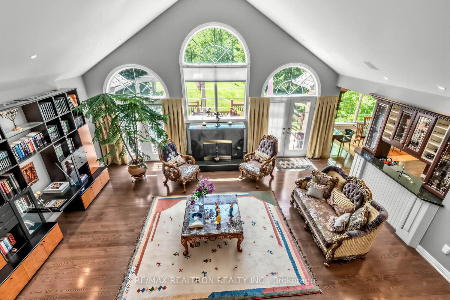 7 Gilbert Drive • Aurora, ON photo 18