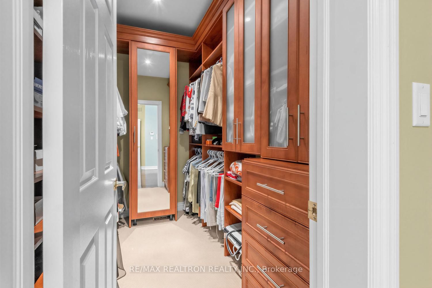 7 Gilbert Drive • Aurora, ON photo 24