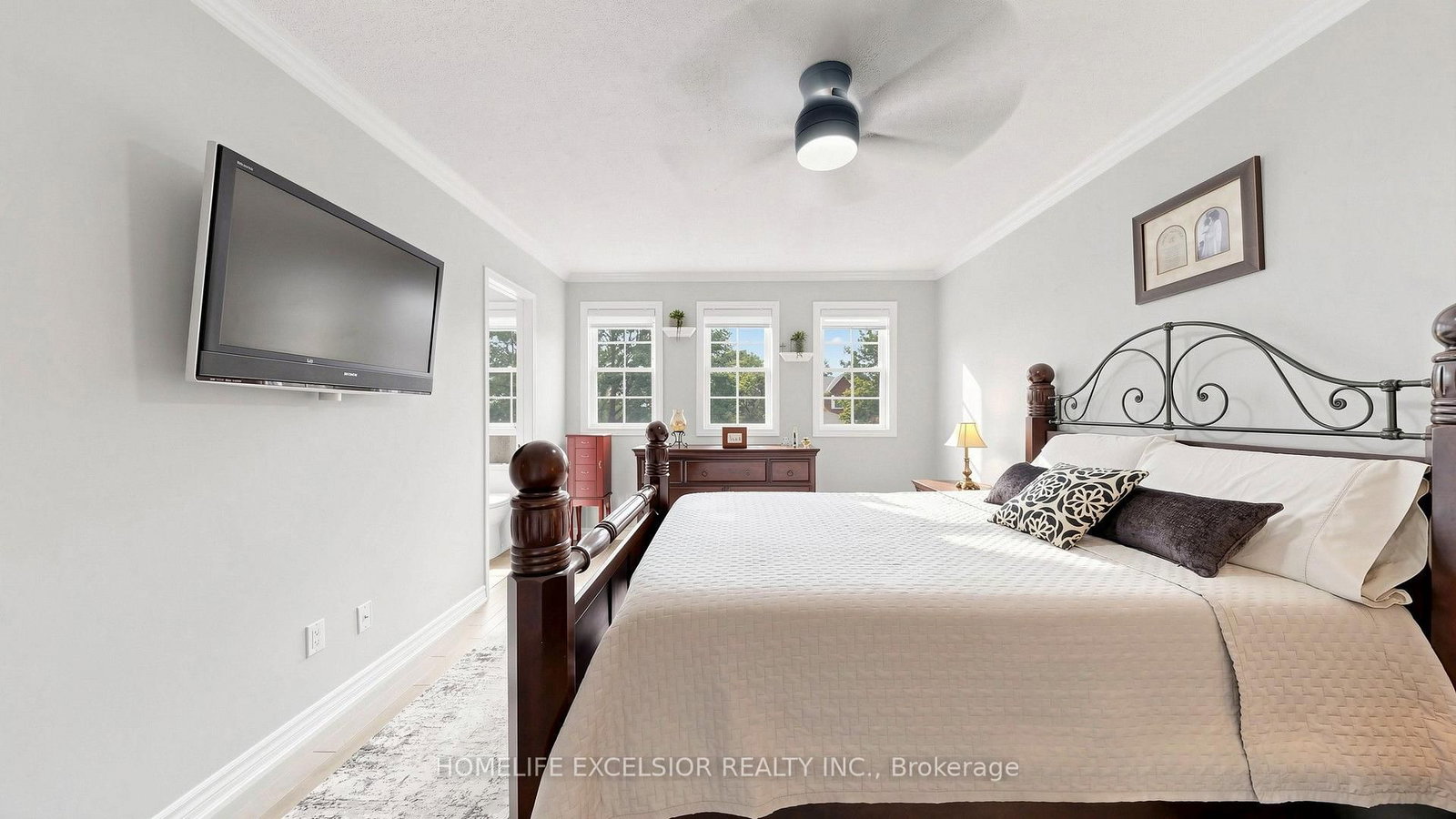 88 Kemano Road • Aurora, ON photo 21