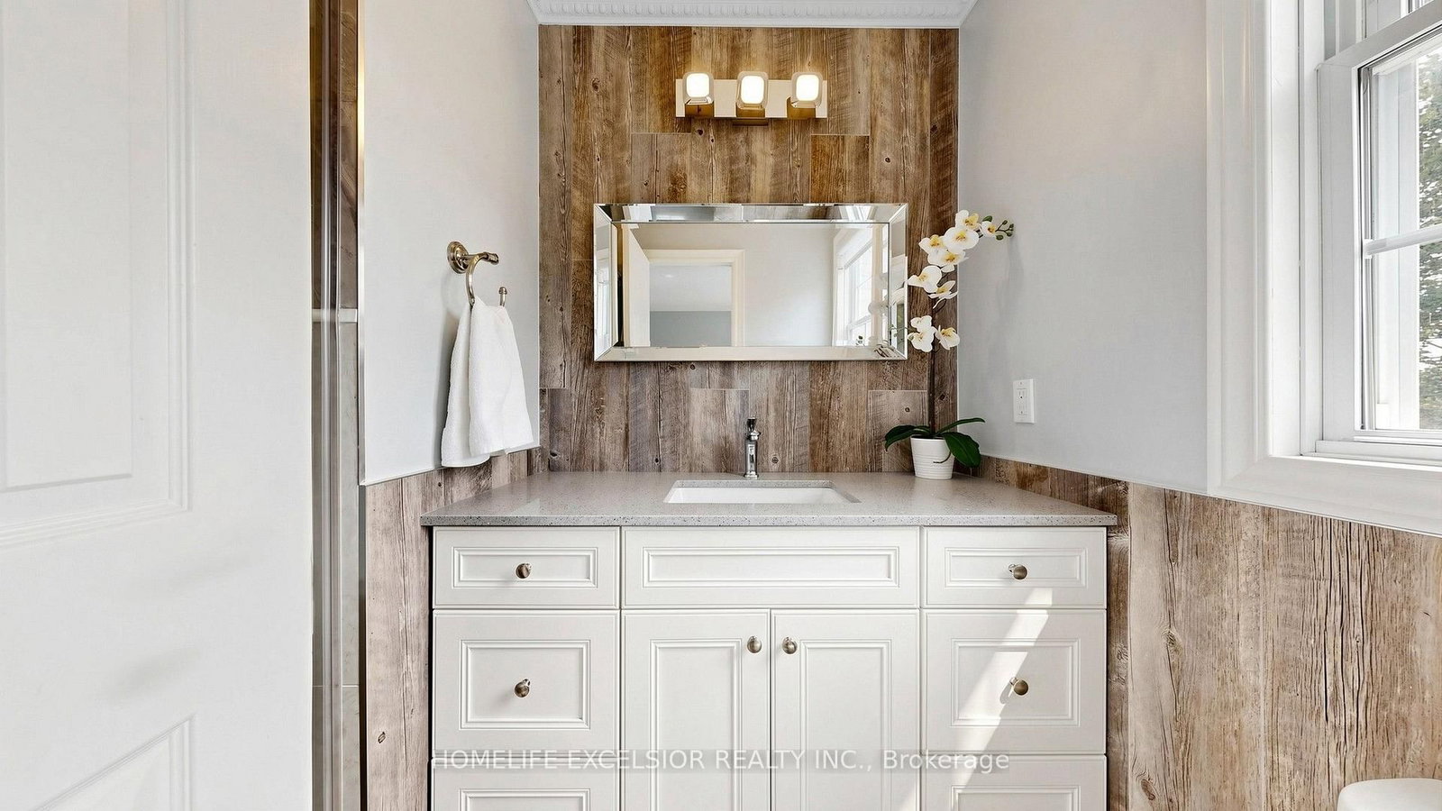 88 Kemano Road • Aurora, ON photo 22