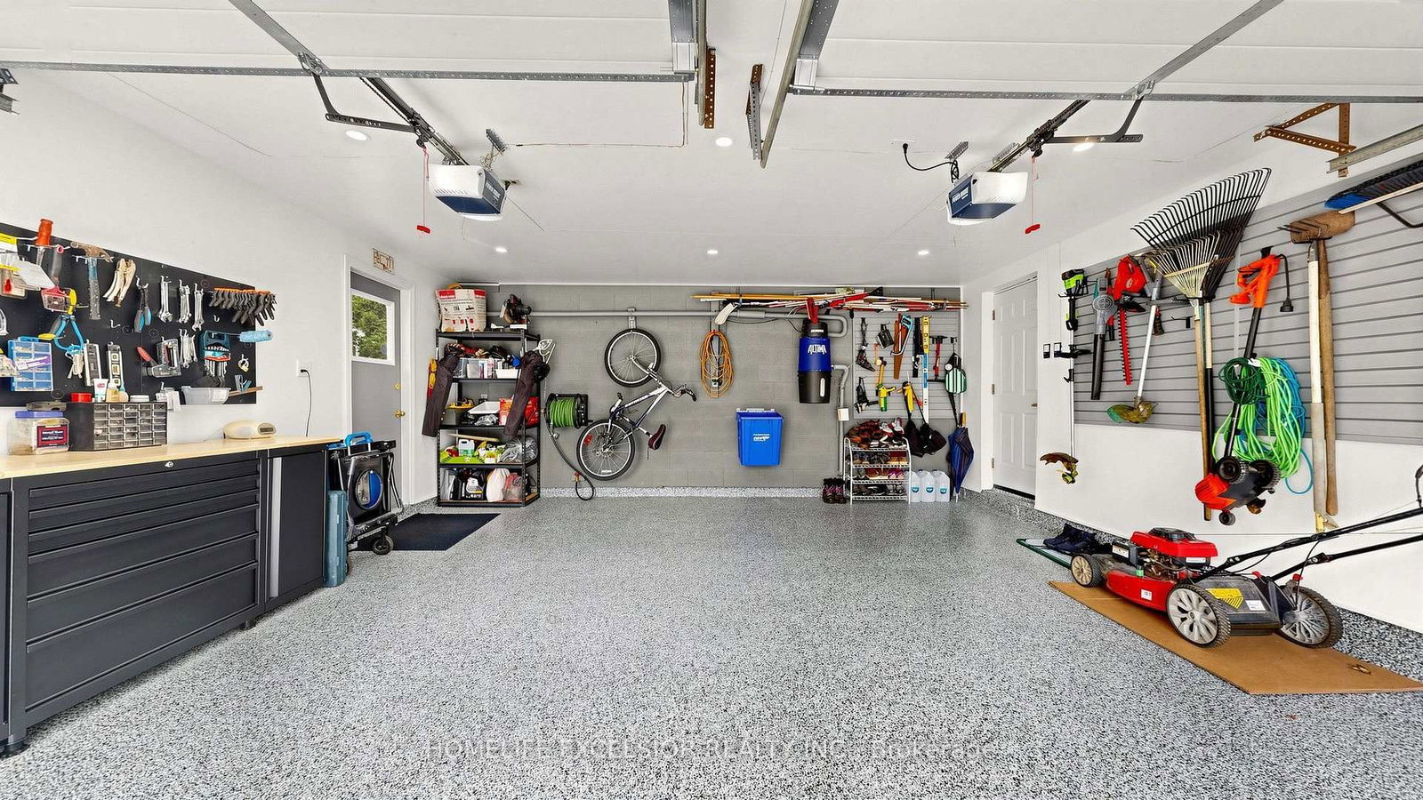 88 Kemano Road • Aurora, ON photo 37