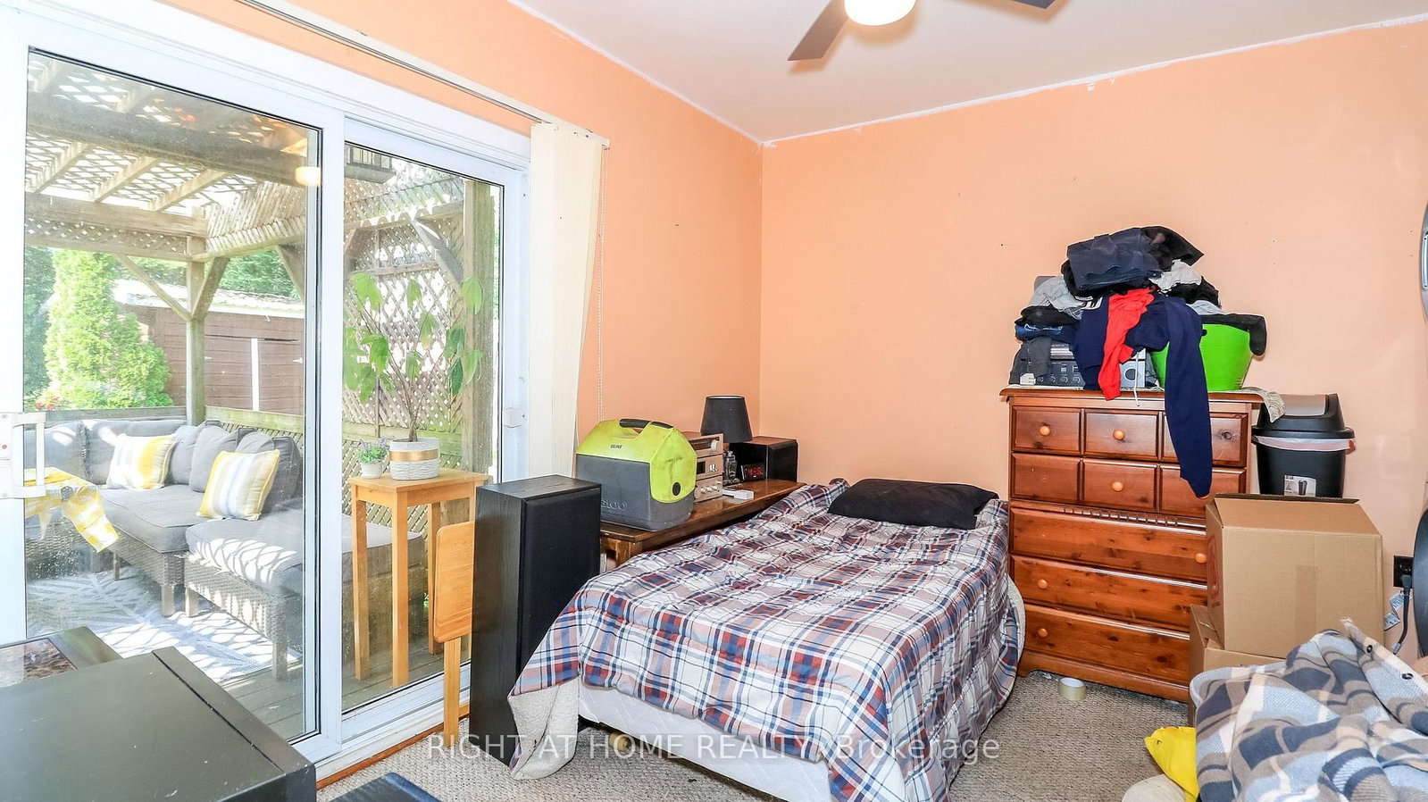 774 James Street • Innisfil, ON photo 12
