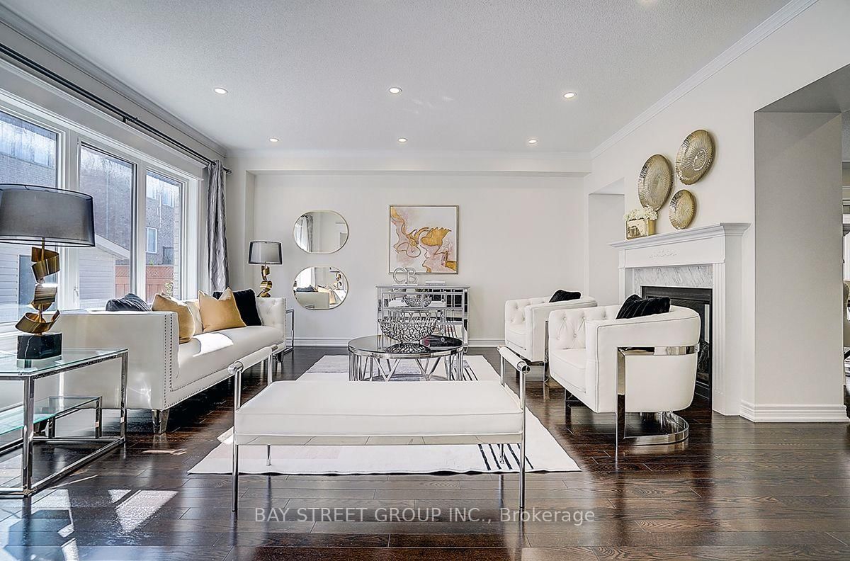 5 Blacksmith Trail • East Gwillimbury, ON photo 11