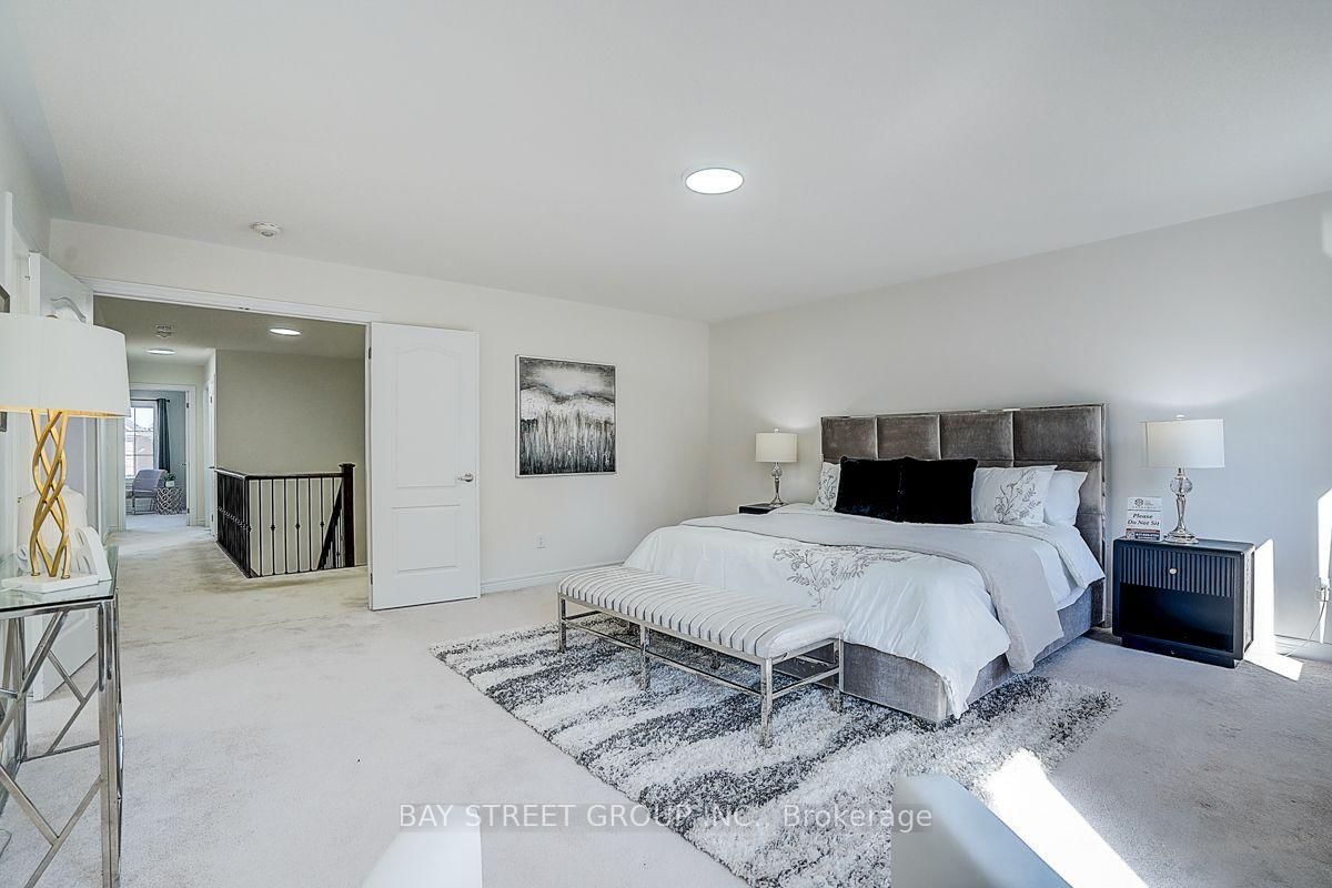 5 Blacksmith Trail • East Gwillimbury, ON photo 18
