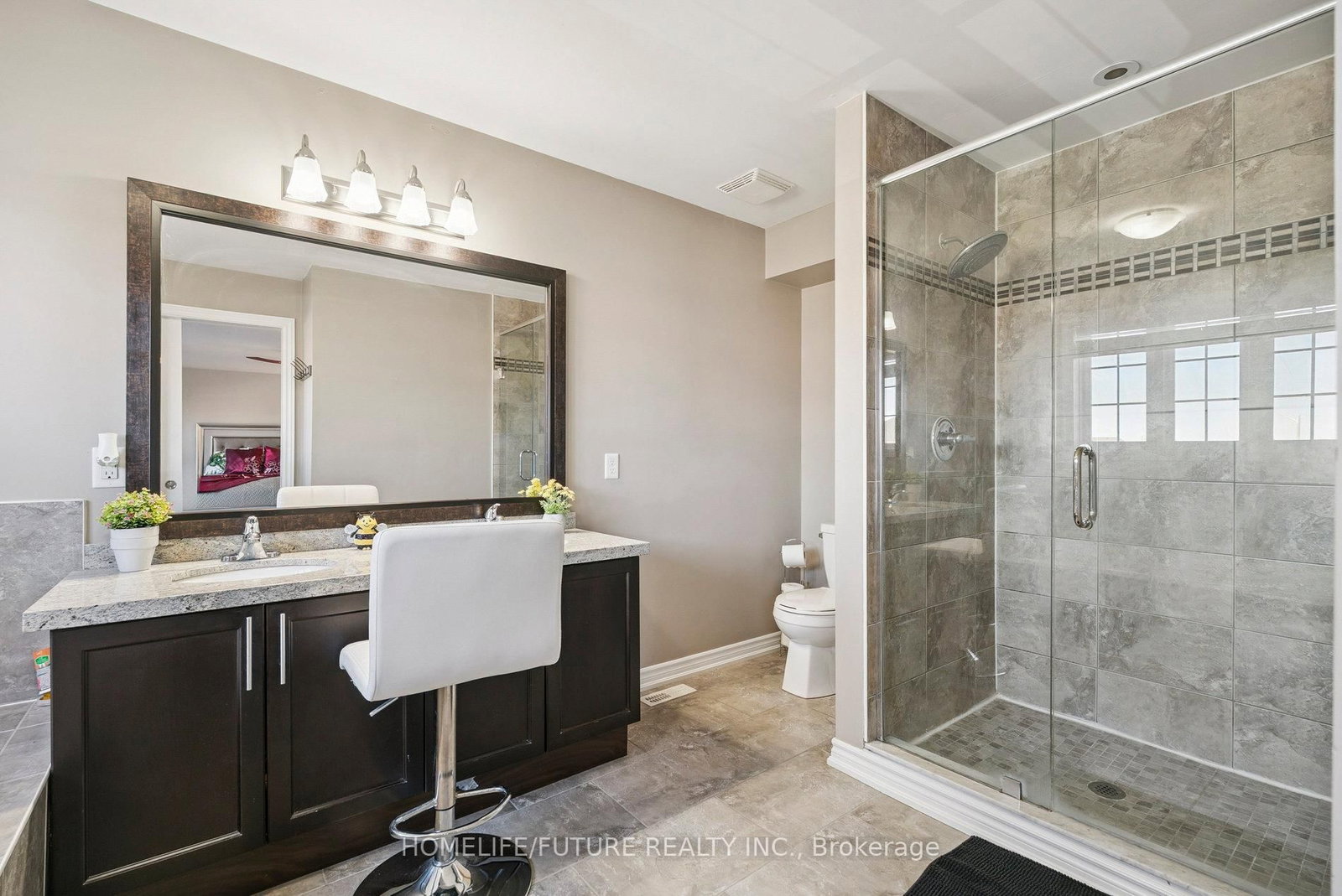 2048 Mcneil Street • Innisfil, ON photo 16