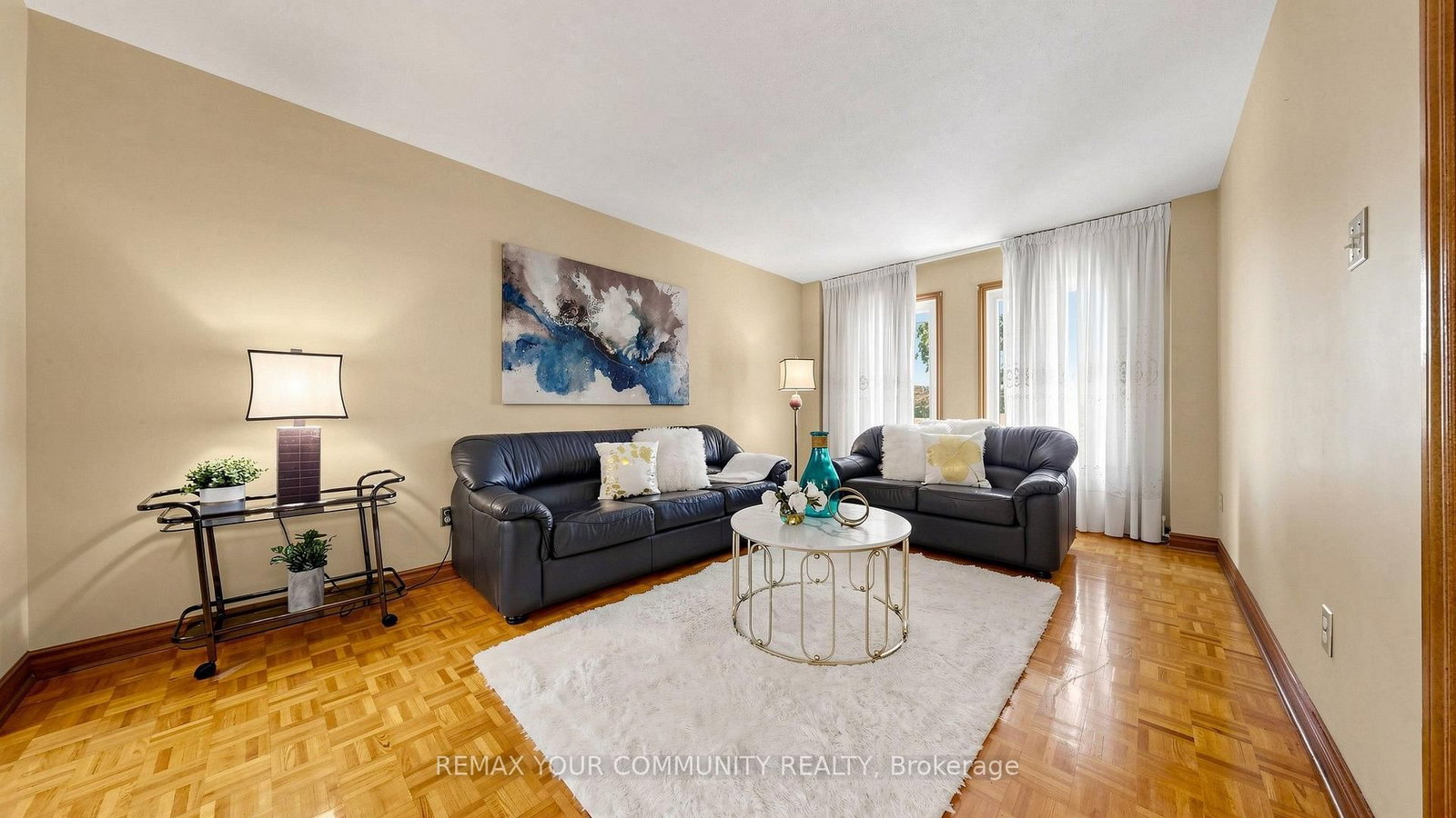 2 Janus Place • Vaughan, ON photo 4
