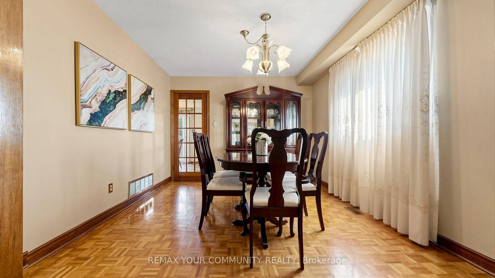 2 Janus Place • Vaughan, ON photo 7