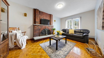 2 Janus Place • Vaughan, ON photo 8