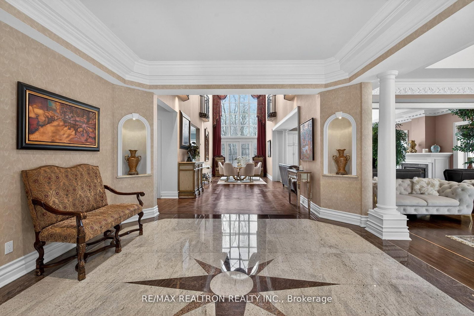 65 Offord Crescent • Aurora, ON photo 12