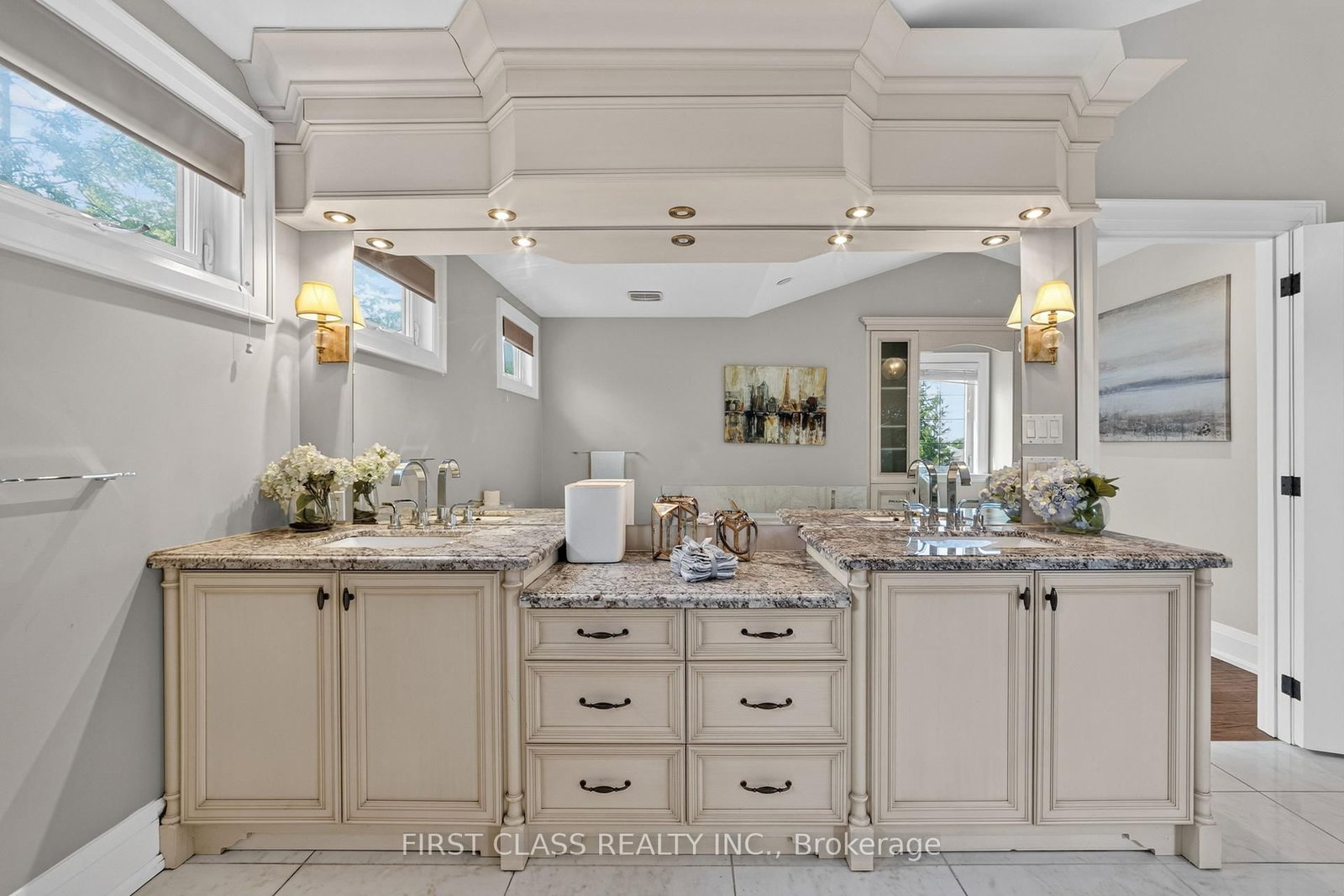 302 Brookside Road • Richmond Hill, ON photo 38