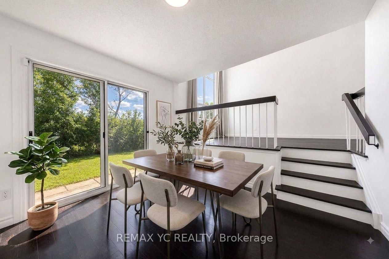35 Kitsilano Crescent • Richmond Hill, ON photo 14