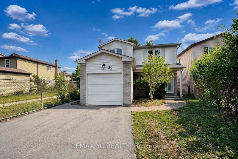 35 Kitsilano Crescent