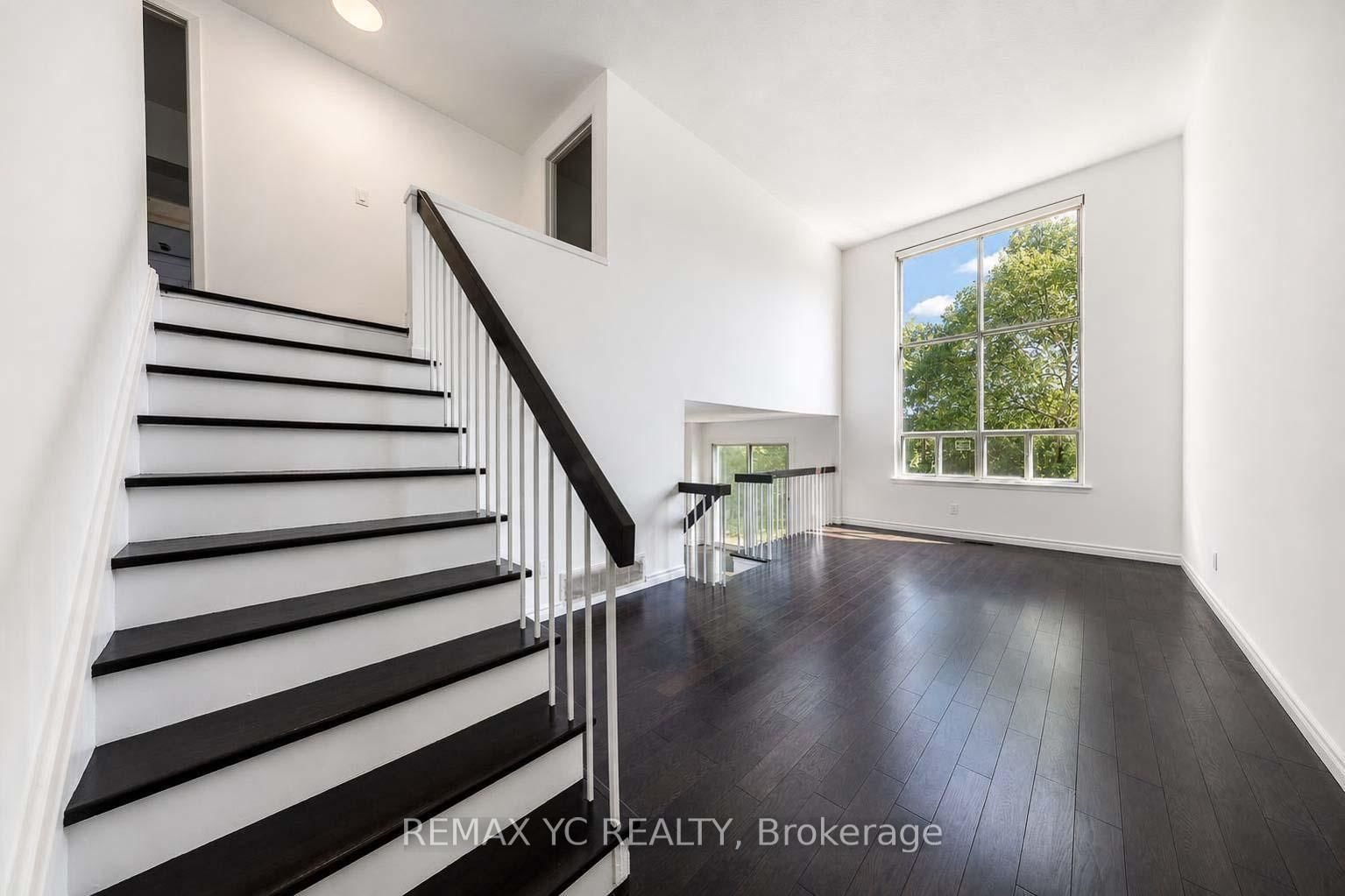35 Kitsilano Crescent • Richmond Hill, ON photo 20