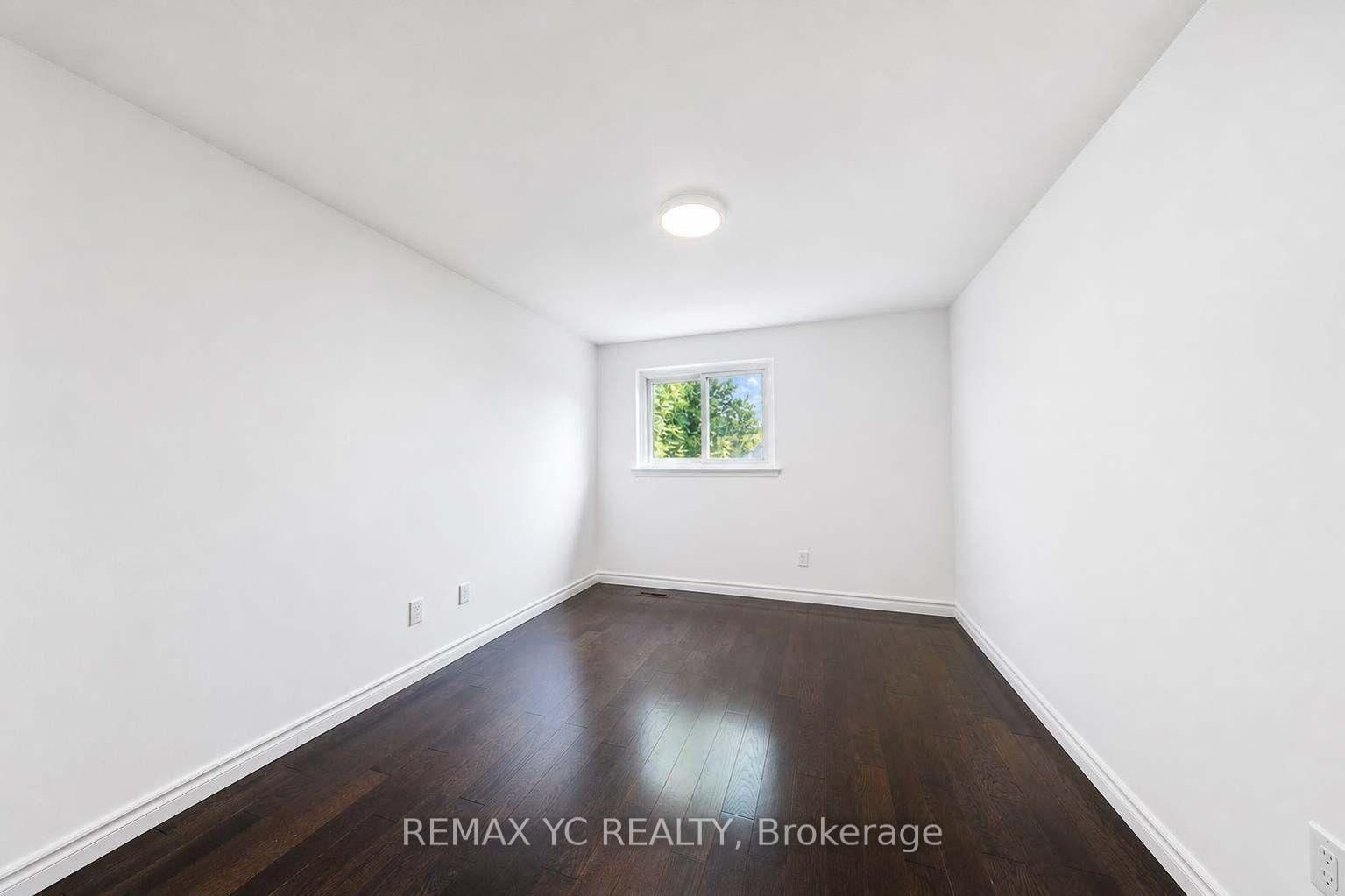 35 Kitsilano Crescent • Richmond Hill, ON photo 22