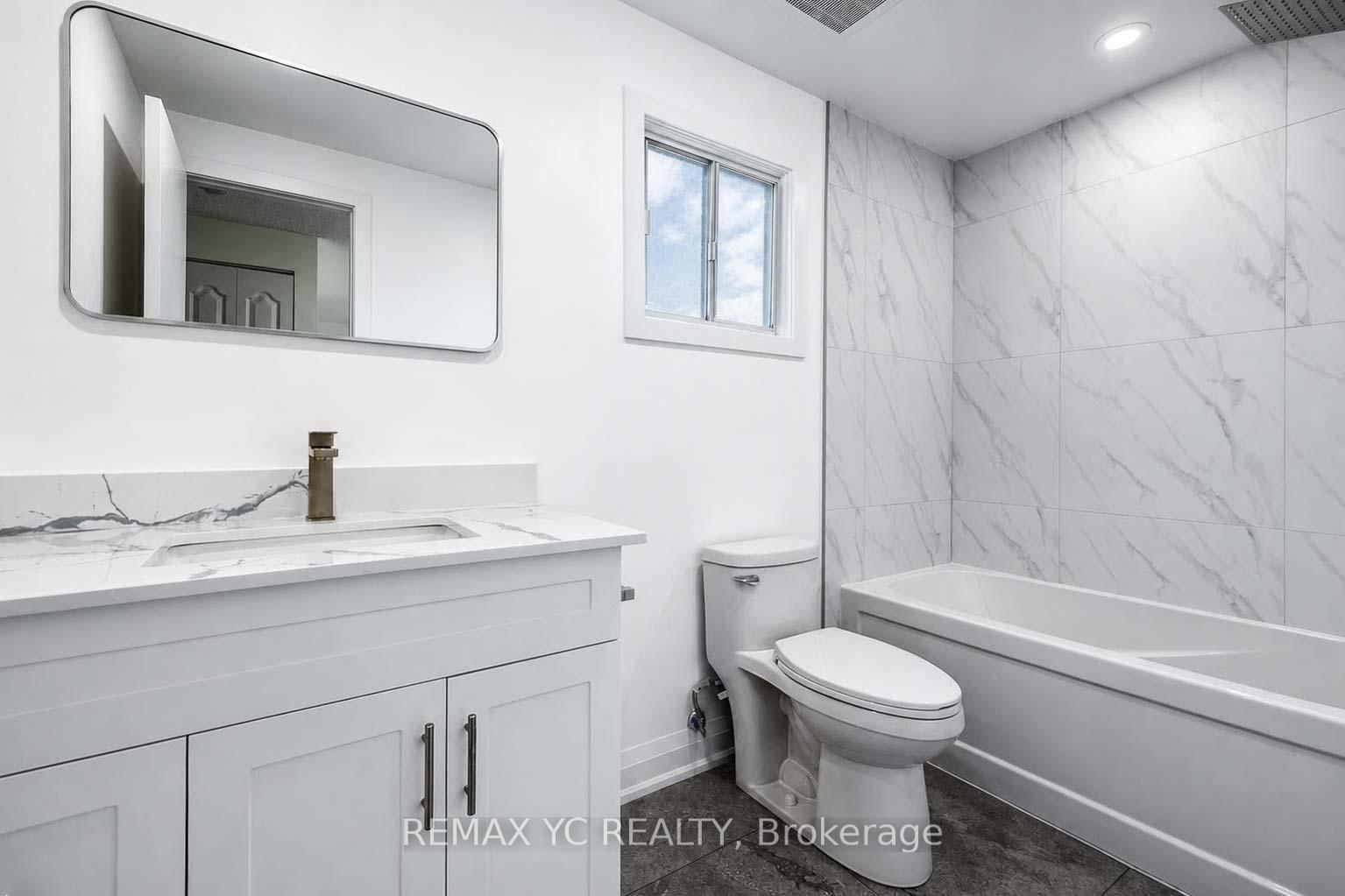 35 Kitsilano Crescent • Richmond Hill, ON photo 24
