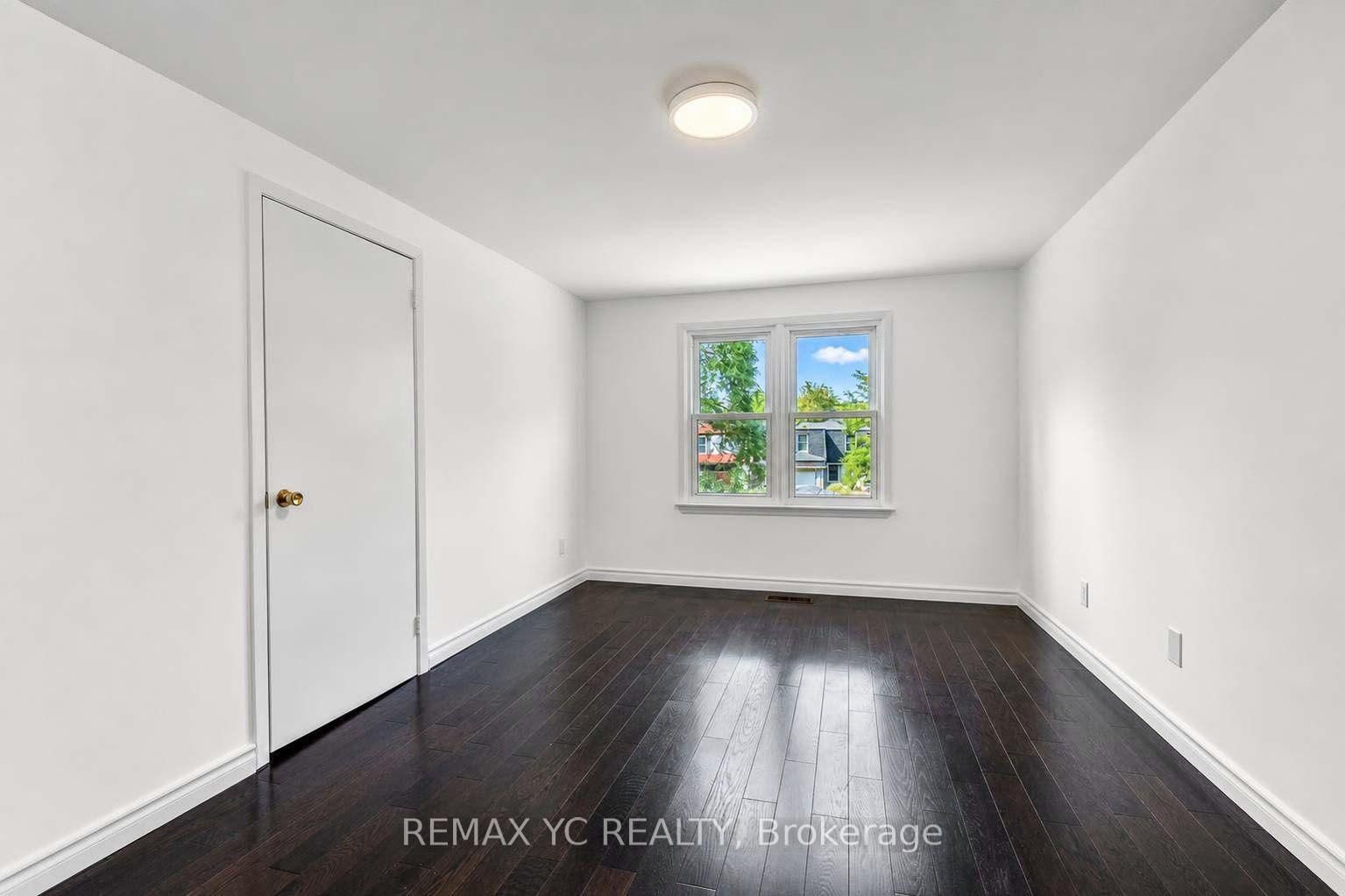 35 Kitsilano Crescent • Richmond Hill, ON photo 25