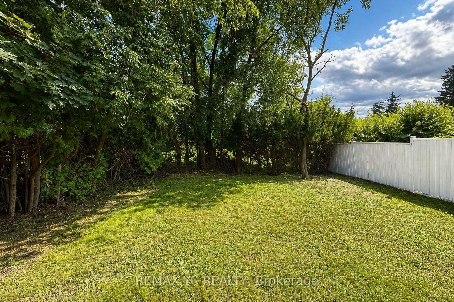35 Kitsilano Crescent • Richmond Hill, ON photo 35