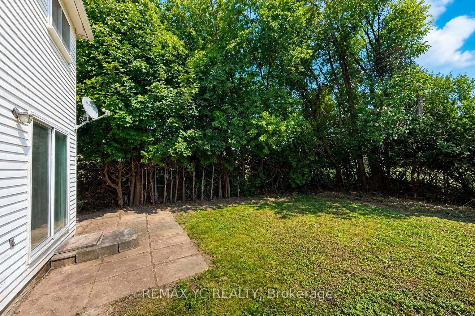 35 Kitsilano Crescent • Richmond Hill, ON photo 36