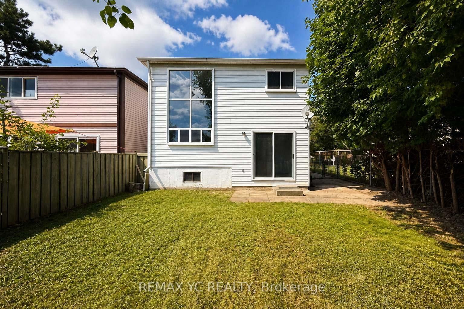 35 Kitsilano Crescent • Richmond Hill, ON photo 38