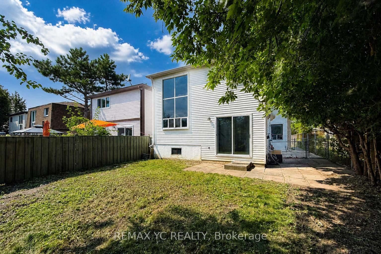 35 Kitsilano Crescent • Richmond Hill, ON photo 39