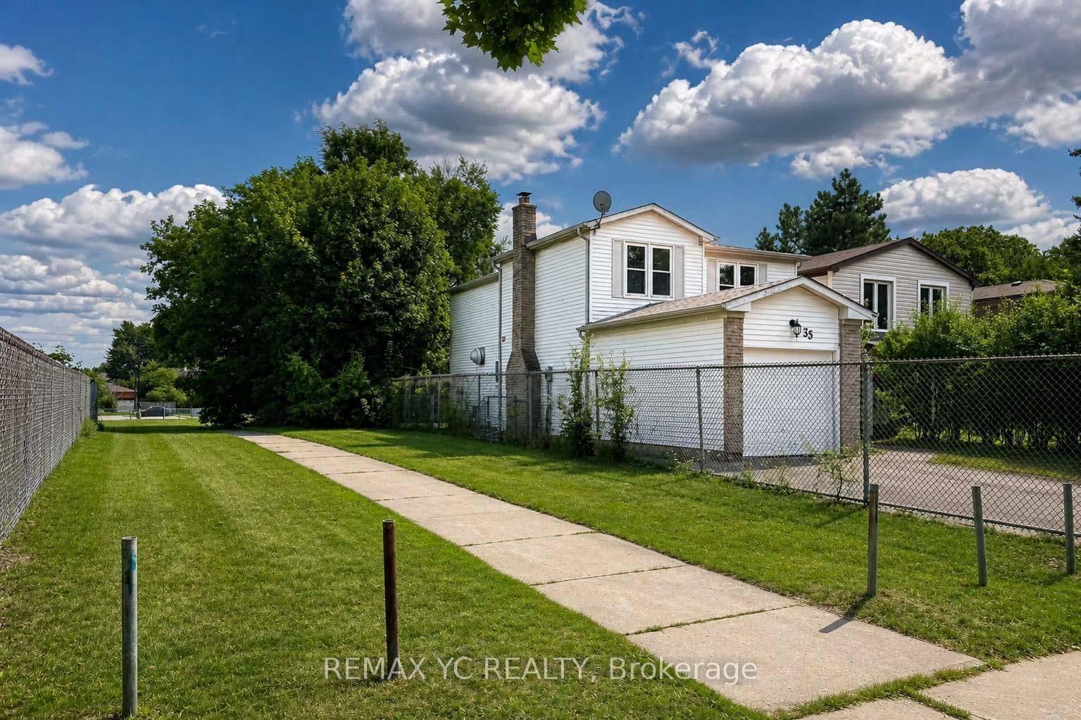 35 Kitsilano Crescent • Richmond Hill, ON photo 41