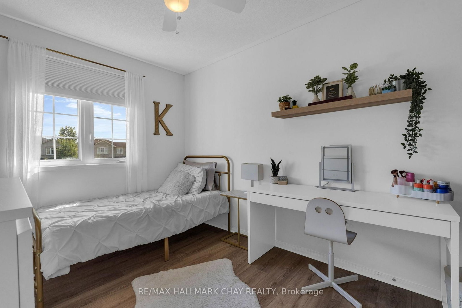 38 Admiral Crescent • Essa, ON photo 12