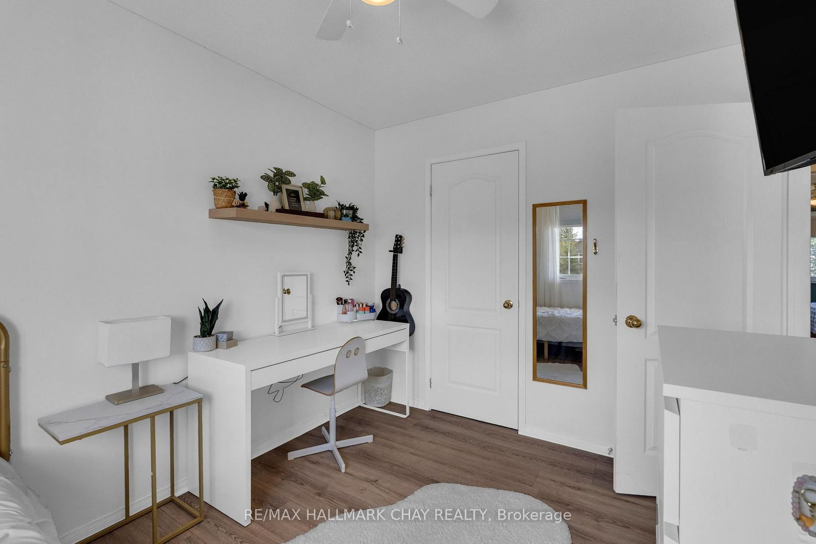 38 Admiral Crescent • Essa, ON photo 13