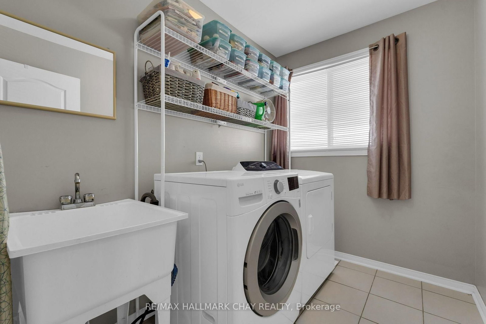38 Admiral Crescent • Essa, ON photo 17