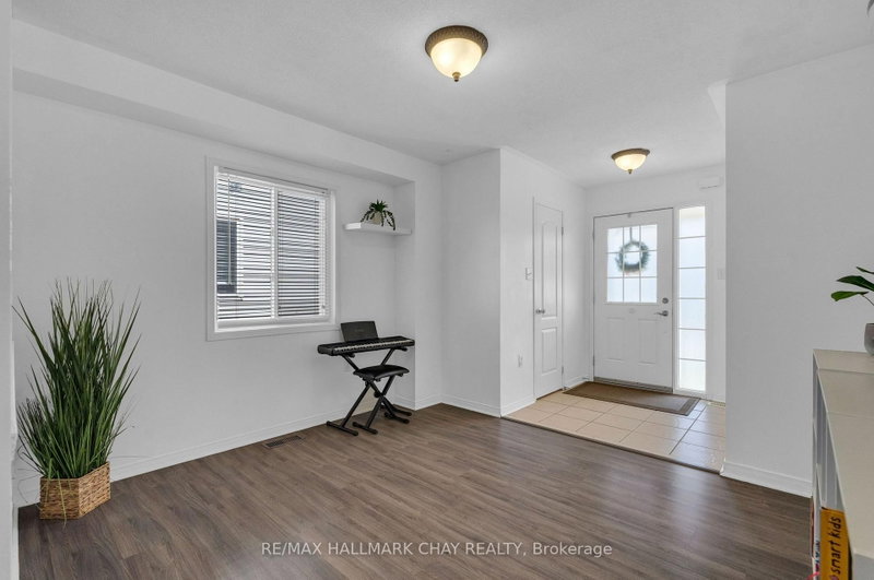 38 Admiral Crescent
