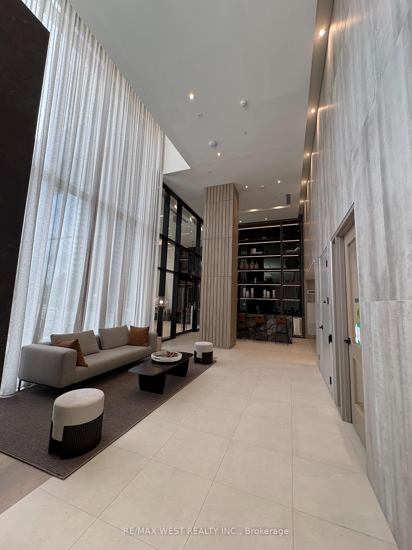 2218-6 Flavelle Tr, Vaughan, view 16