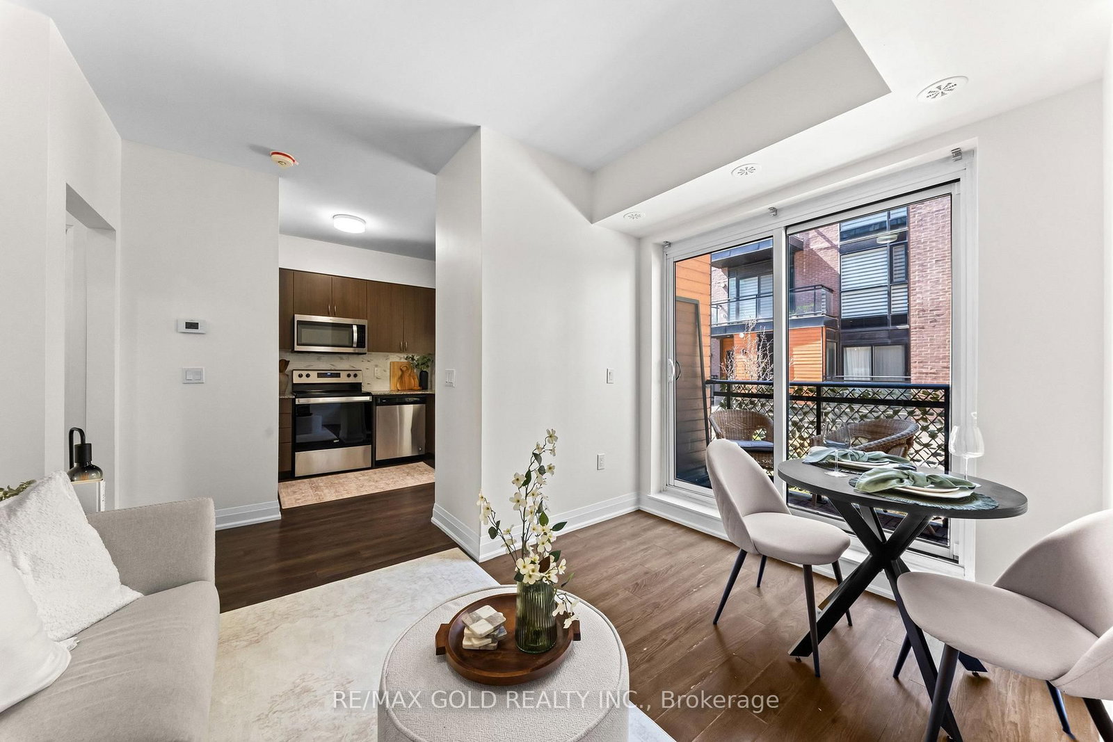 18 Coles Avenue • #602 • Vaughan, ON photo 17