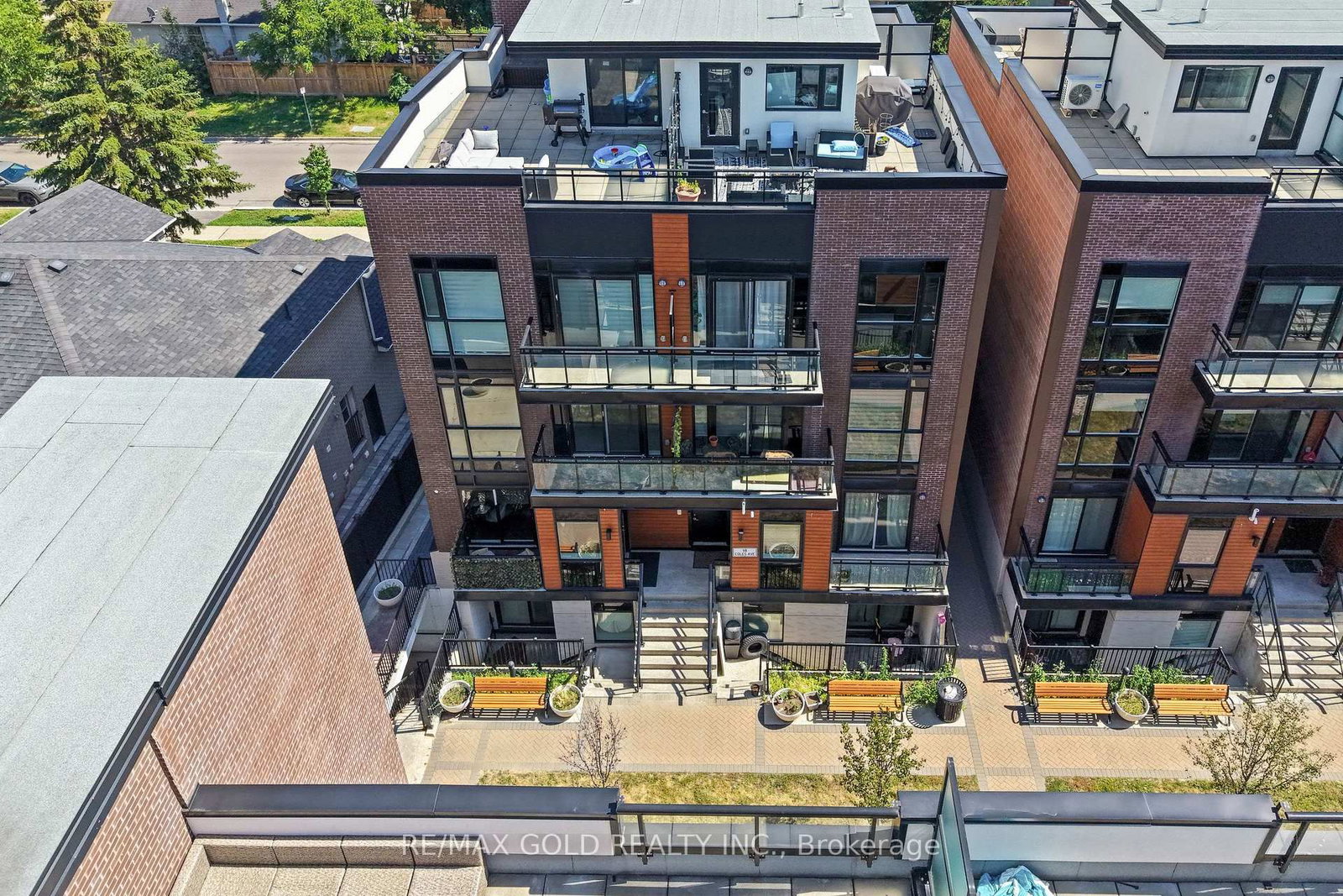 18 Coles Avenue • #602 • Vaughan, ON photo 4