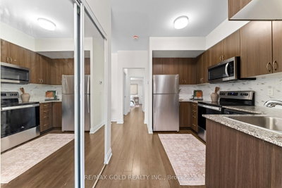 18 Coles Avenue • #602 • Vaughan, ON photo 9