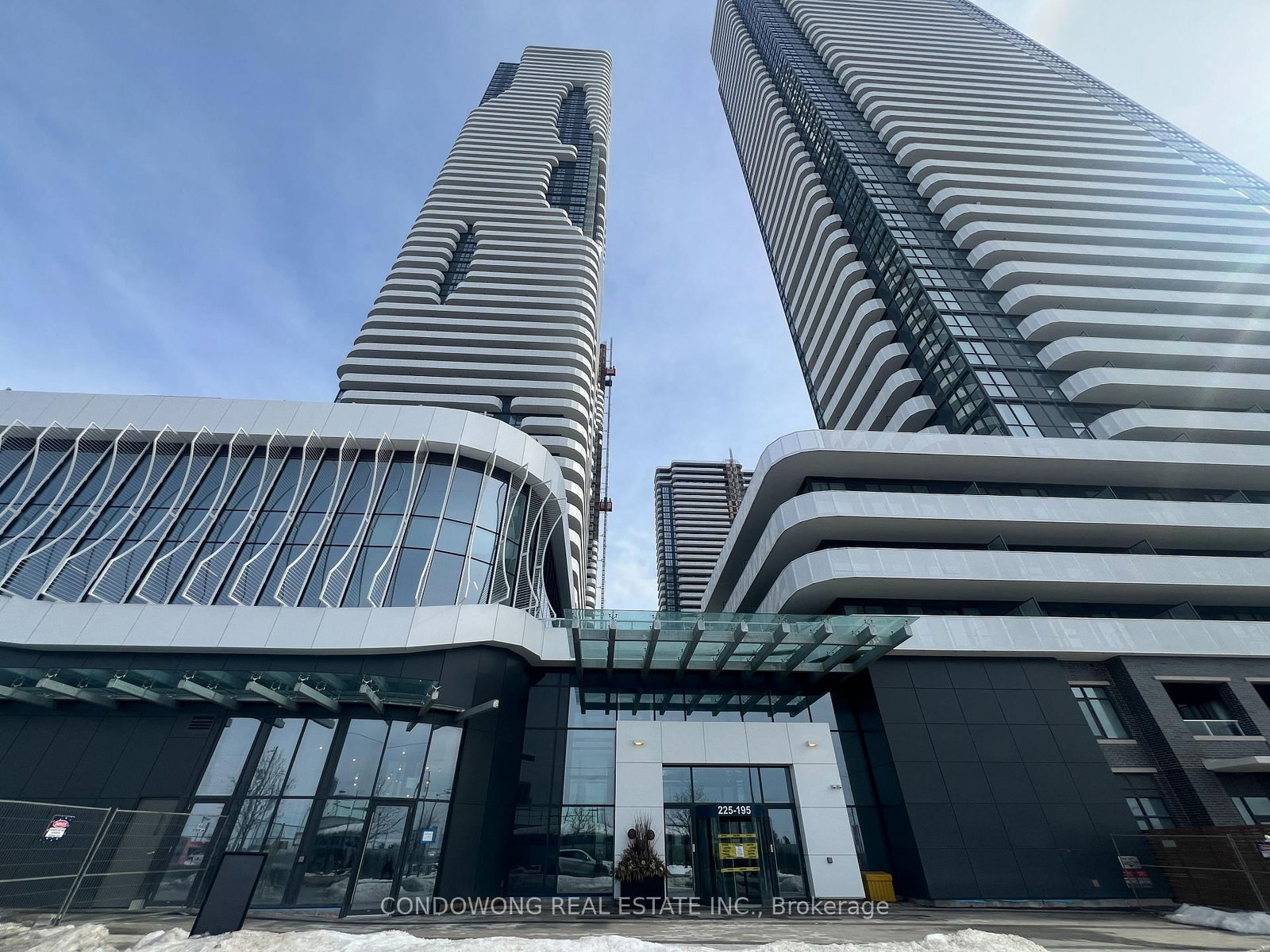4001-195 Commerce St, Vaughan, view 11