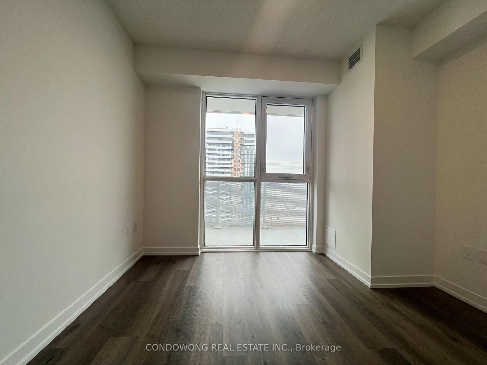 4001-195 Commerce St, Vaughan, view 3