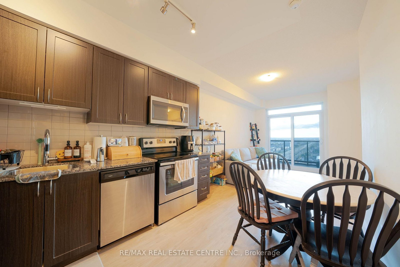 3600 Highway 7 • #1201 • Vaughan, ON photo 5