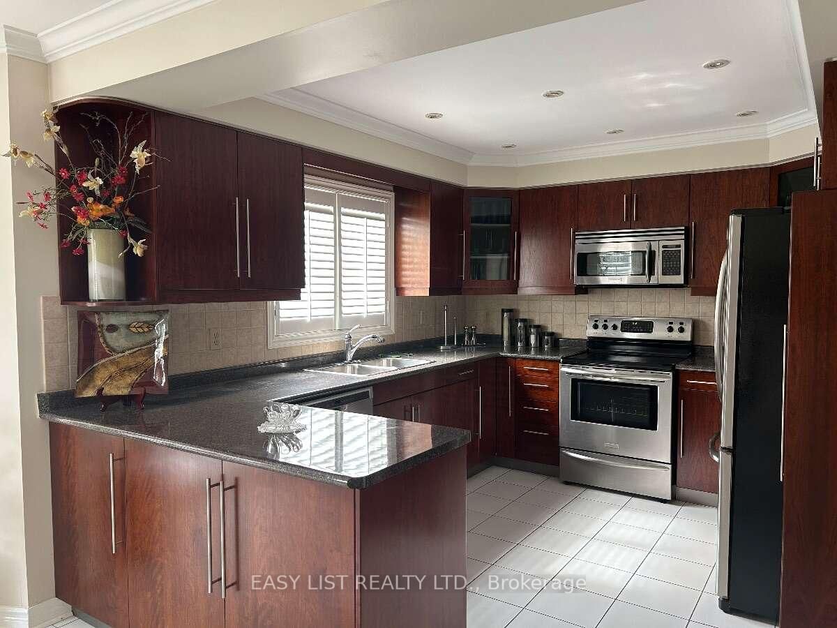 14 Gas Light Cres, Vaughan, view 10