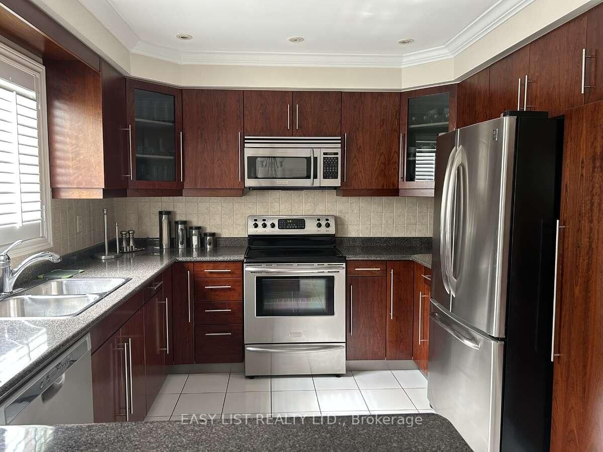 14 Gas Light Cres, Vaughan, view 11