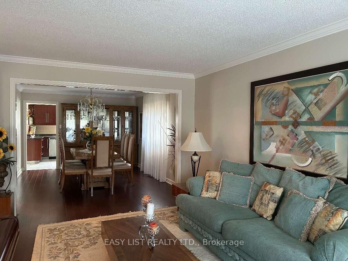 14 Gas Light Cres, Vaughan, view 12