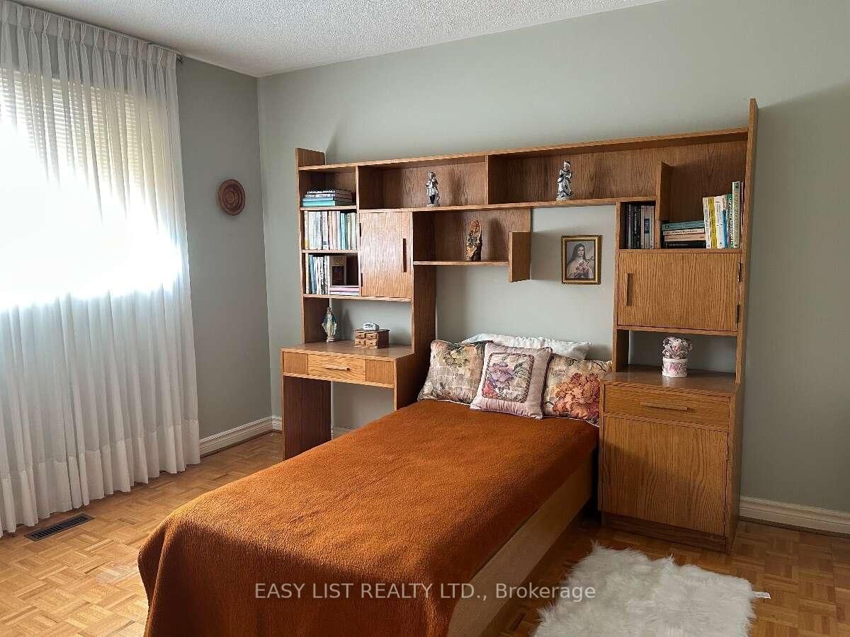 14 Gas Light Cres, Vaughan, view 14