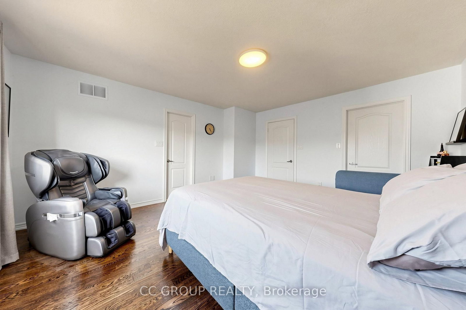 34 Glendennan Avenue • Markham, ON photo 20