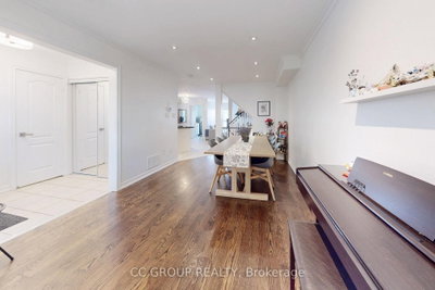 34 Glendennan Avenue • Markham, ON photo 8