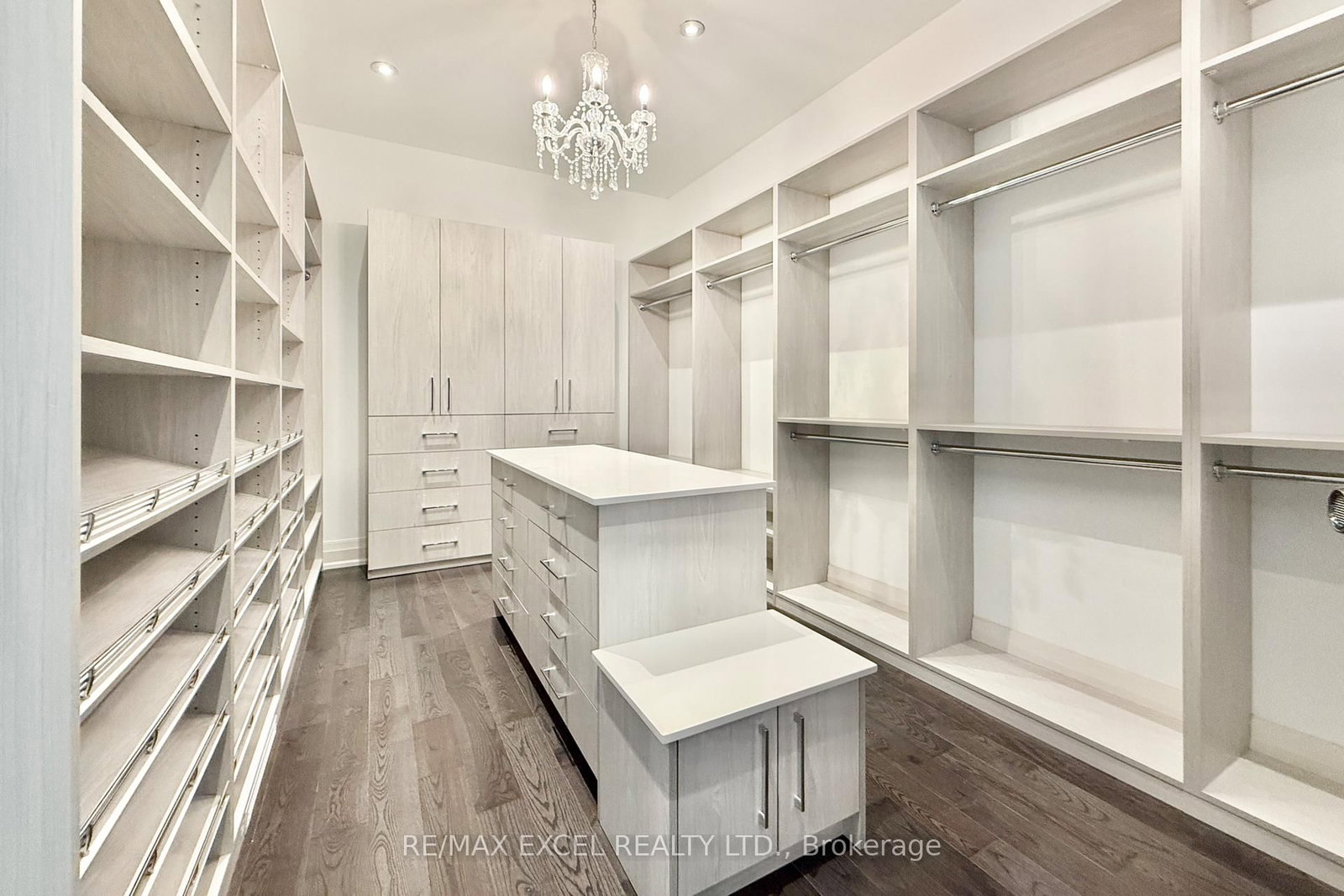 19 Blyth Street • Richmond Hill, ON photo 32
