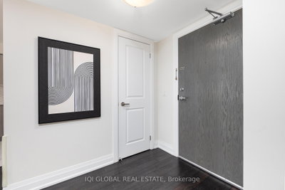 481 Rupert Avenue • #2205 • Whitchurch-Stouffville, ON photo 4