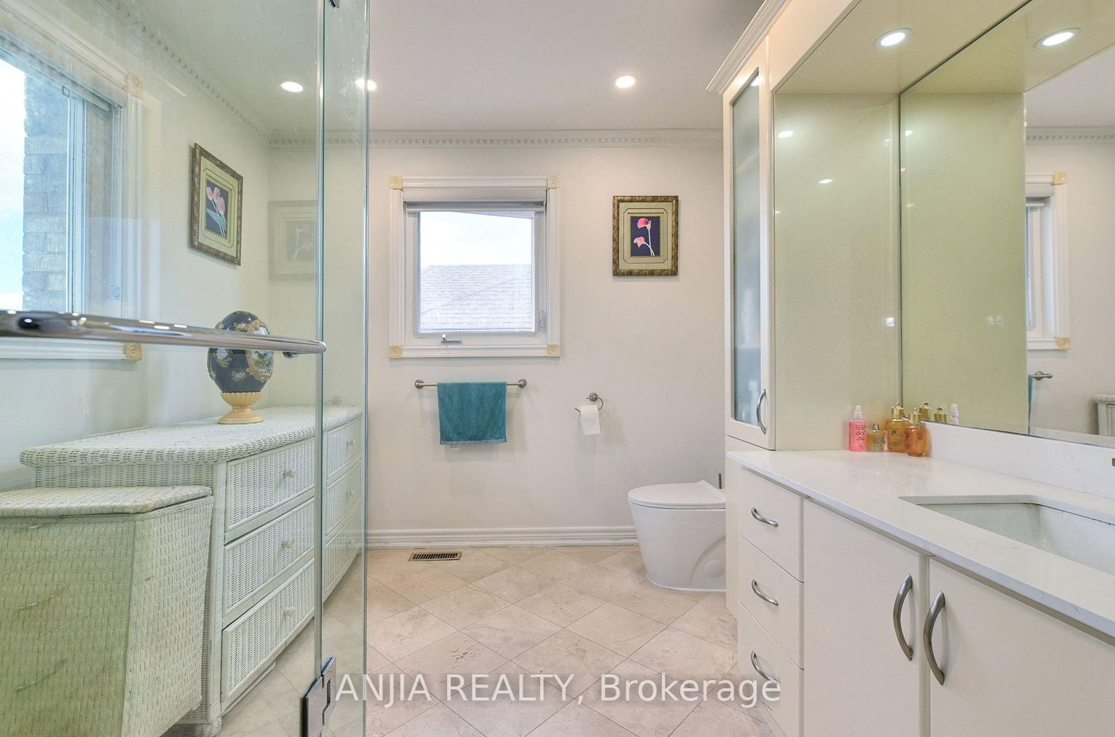 127 Tomlinson Circle • Markham, ON photo 11