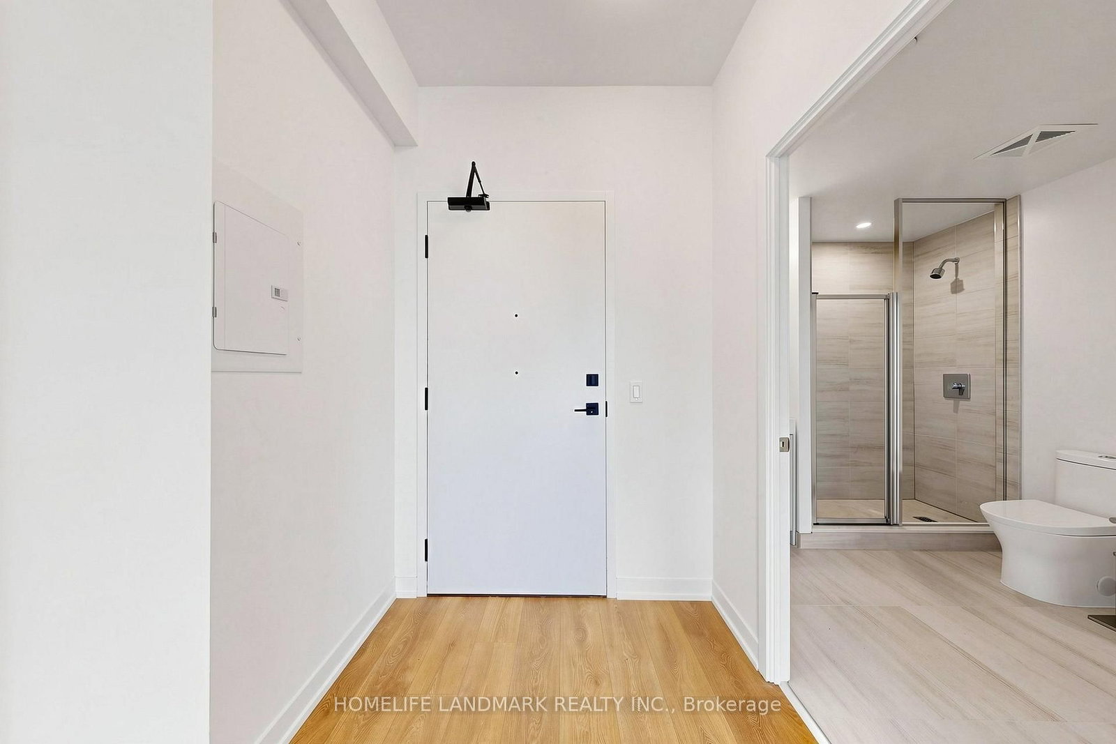 1129-498 Caldari Rd, Vaughan, view 17